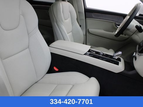 New 2026 Volvo XC90 T8 Ultra w/ Protection Package Premier image 25