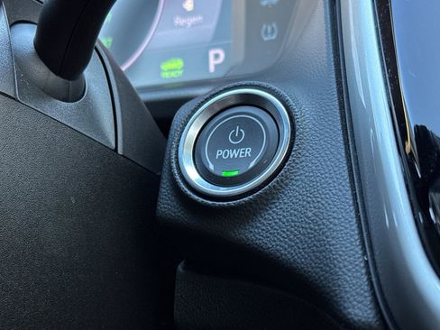 Used 2022 Chevrolet Bolt EUV LT image 25