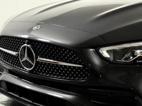 Used 2023 Mercedes-Benz C 300 4MATIC Sedan image 13