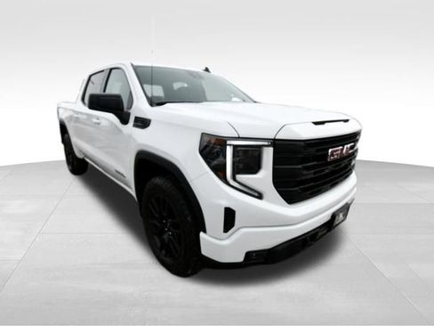 Used 2025 GMC Sierra 1500 Elevation AWD/4WD image 9