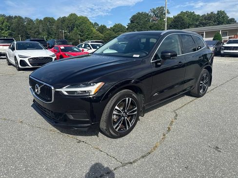 Used 2020 Volvo XC60 T5 Momentum w/ Protection Package Premier AWD/4WD image 1