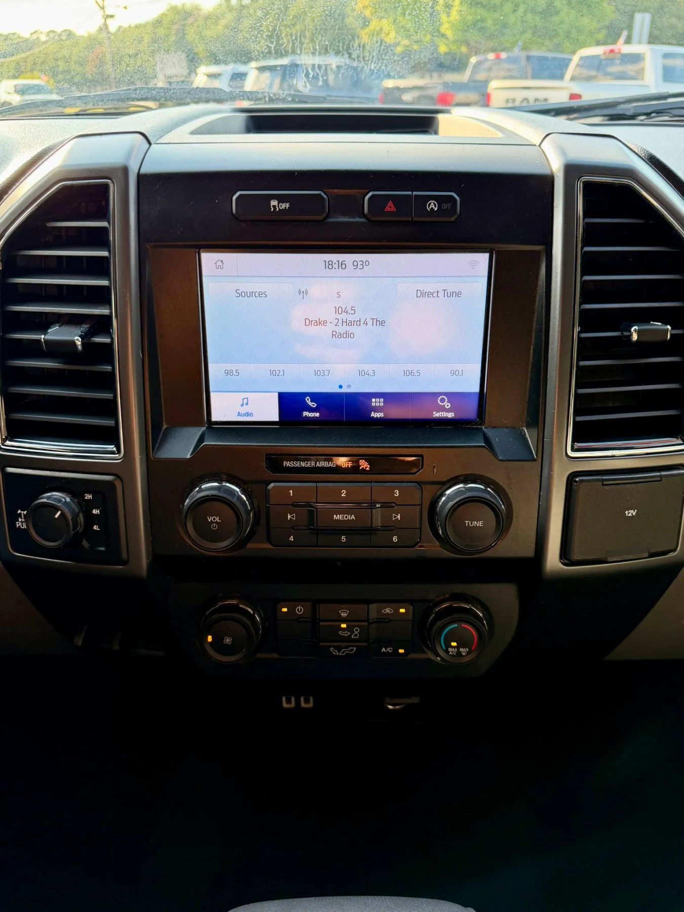 Used 2020 Ford F150 XLT AWD/4WD image 13