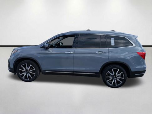 Used 2022 Honda Pilot Touring image 7