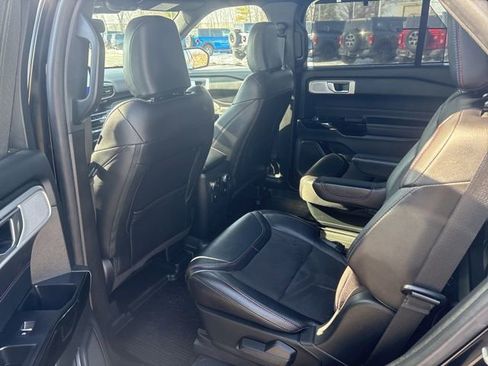 Used 2023 Ford Explorer ST w/ Equipment Group 401A image 18