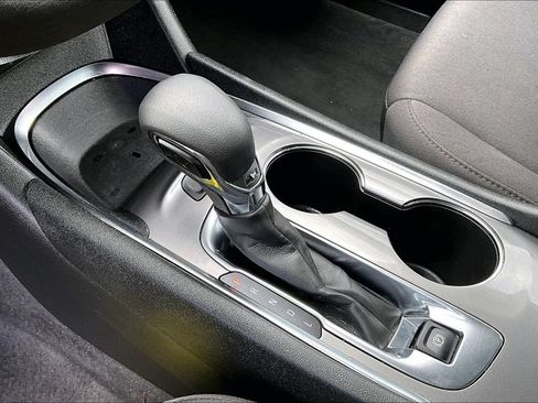 Used 2023 Chevrolet Malibu LT FWD image 15