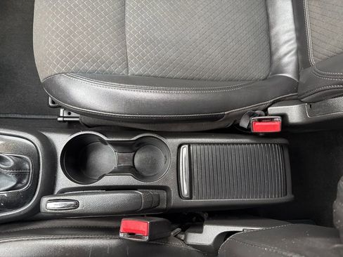 Used 2018 Buick Encore Preferred image 17