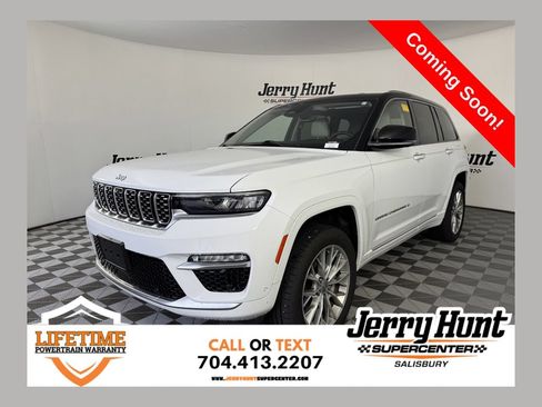Used 2023 Jeep Grand Cherokee Summit AWD/4WD image 1