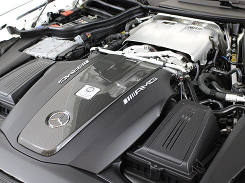 Used 2020 Mercedes-Benz AMG GT R image 51