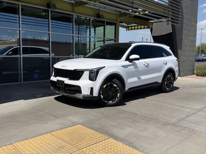 Used 2025 Kia Sorento S w/ Panoramic Sunroof Package