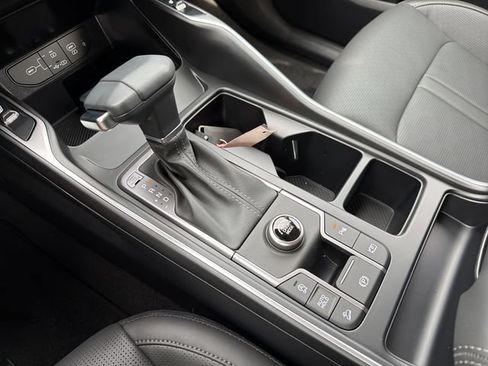New 2026 Kia Sorento S w/ S Panoramic Sunroof Package FWD image 15