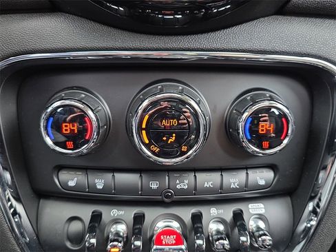 Used 2019 MINI Cooper Clubman S image 26