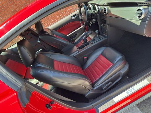 Used 2007 Ford Mustang Shelby GT500 RWD image 23