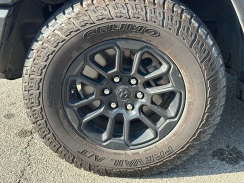 Used 2025 RAM 1500 Rebel w/ Rebel Level 1 Equipment Group AWD/4WD image 18