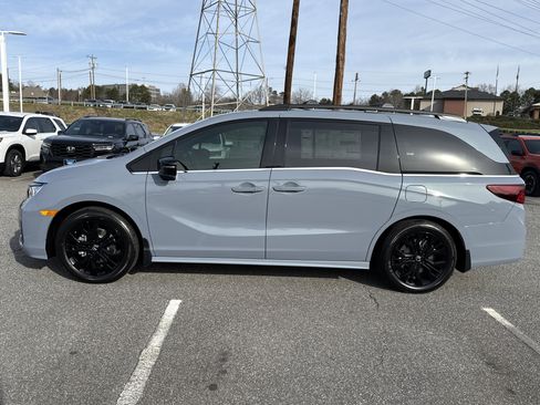 New 2026 Honda Odyssey Sport-L image 6