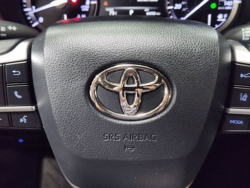 Used 2022 Toyota Highlander Platinum AWD/4WD image 50
