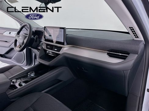 New 2026 Ford Explorer Active image 31