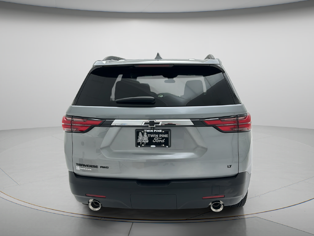 Used 2023 Chevrolet Traverse LT AWD/4WD image 6