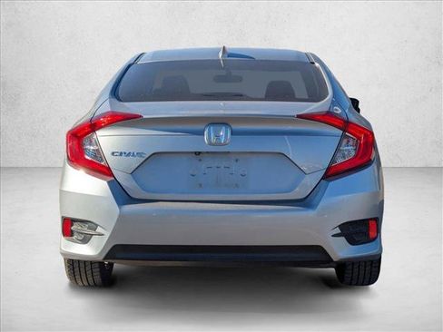 Used 2018 Honda Civic EX image 6
