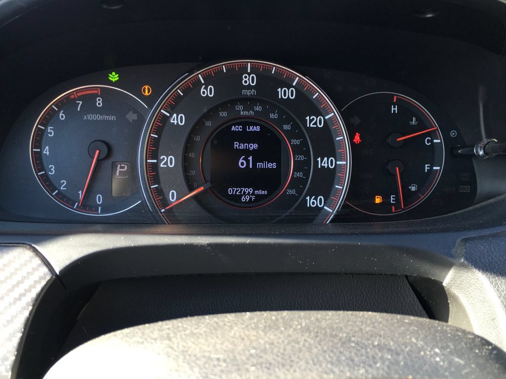 Used 2017 Honda Accord Sport image 2