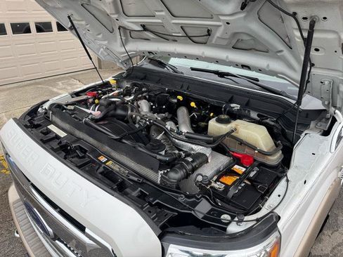 Used 2014 Ford F250 King Ranch w/ King Ranch w/Chrome Package image 19