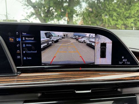 Certified 2023 Cadillac Escalade Premium Luxury AWD/4WD image 25