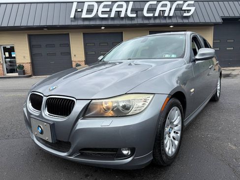 Used 2009 BMW 328i xDrive Sedan AWD/4WD image 1