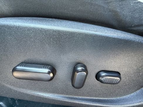 Used 2017 Ford Escape SE image 34