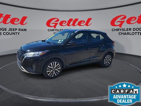 Used 2021 Nissan Kicks SV image 4