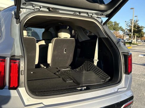 Used 2022 Kia Sorento SX image 15