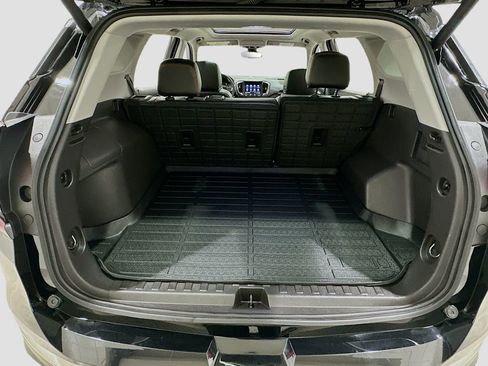 Used 2024 GMC Terrain AT4 w/ Infotainment Package II AWD/4WD image 27
