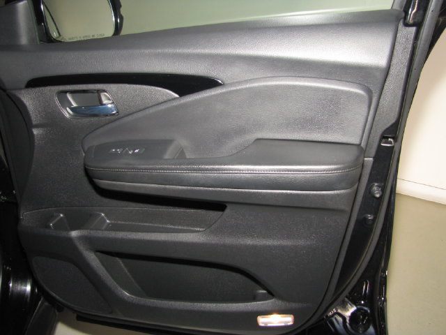 Used 2021 Honda Pilot Touring image 45