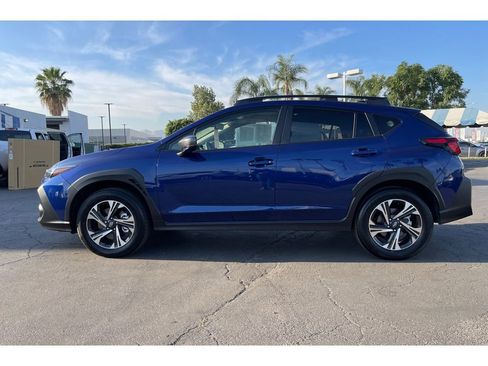 Certified 2025 Subaru Crosstrek 2.0i Premium image 2
