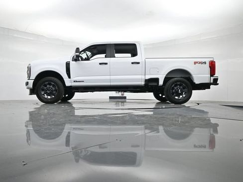 New 2026 Ford F250 XL w/ STX Appearance Package AWD/4WD image 36