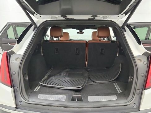 Used 2020 Cadillac XT5 Premium Luxury image 19