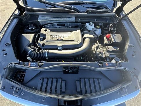 Used 2024 Cadillac XT4 Luxury image 31