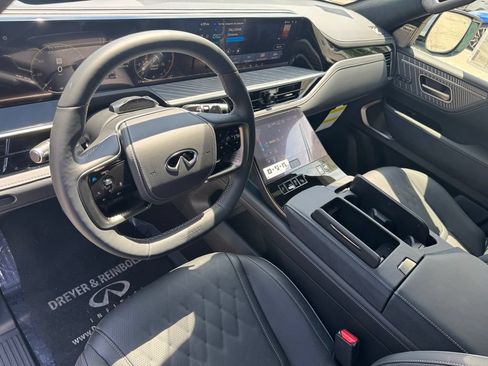 New 2026 INFINITI QX80 Autograph w/ Premium Cargo Package AWD/4WD image 15