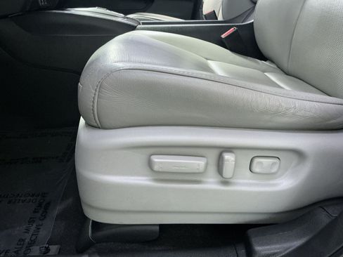 Used 2023 Honda Passport EX-L image 15
