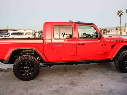 Used 2021 Jeep Gladiator Mojave AWD/4WD image 13
