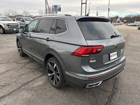 Used 2022 Volkswagen Tiguan SEL R-Line image 7