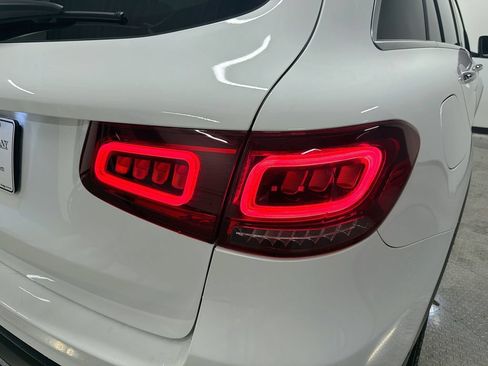Certified 2022 Mercedes-Benz GLC 300 image 31