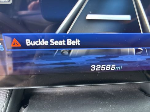 Used 2025 Chevrolet Equinox LT FWD image 16