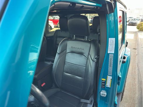 Used 2020 Jeep Wrangler Unlimited Sahara w/ Advanced Safety Group image 30