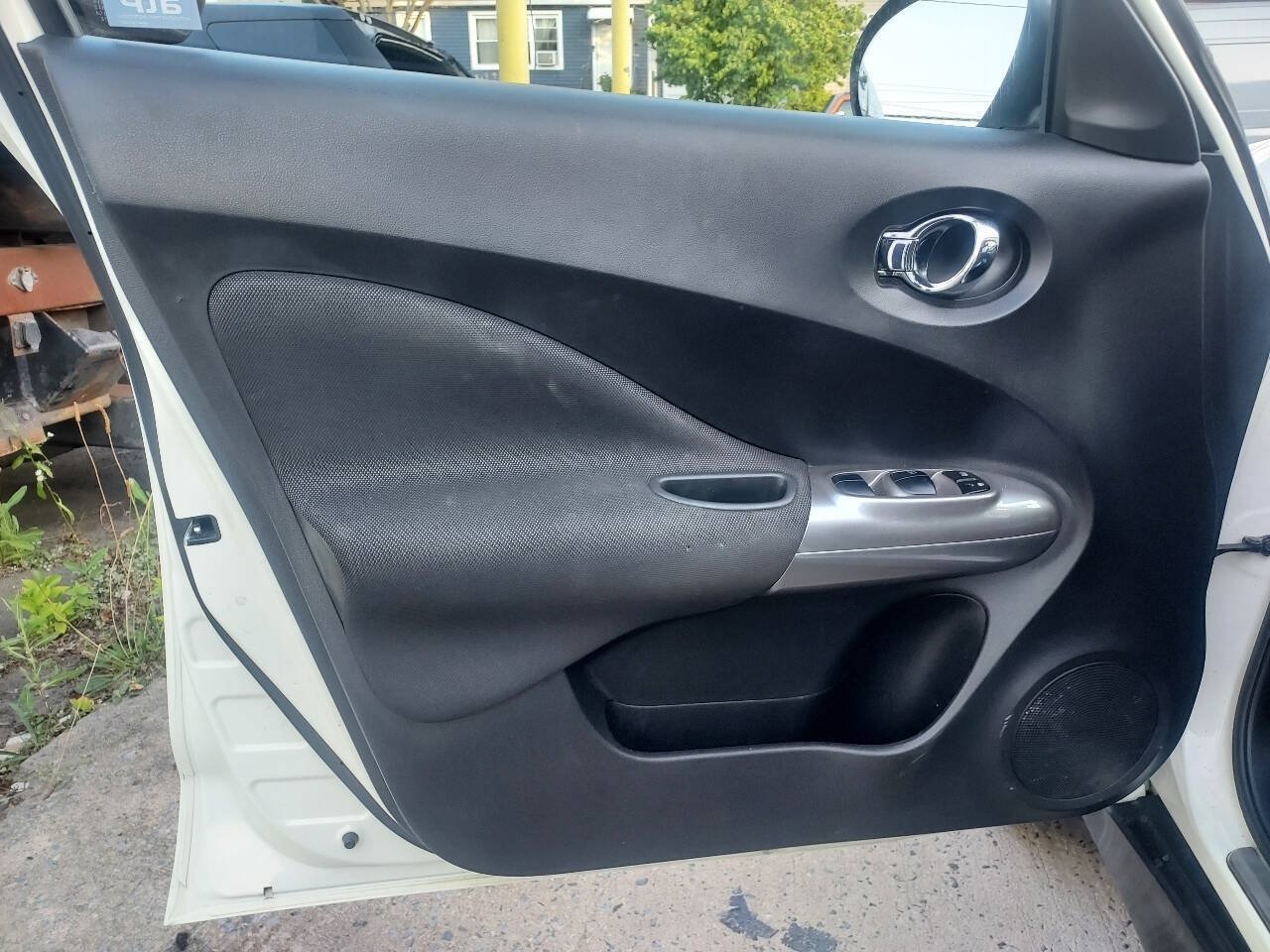 Used 2012 Nissan Juke SL AWD/4WD image 13