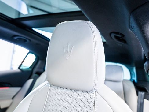 Used 2023 Maserati Grecale Modena image 40