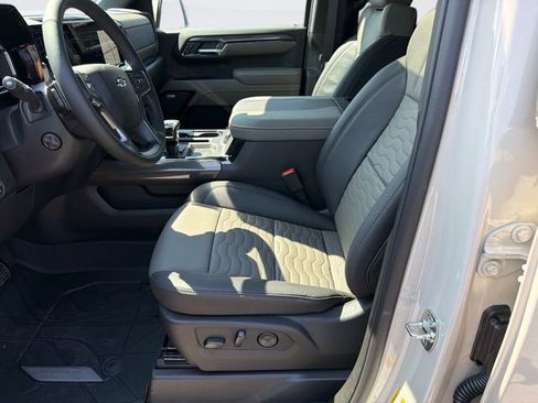 New 2026 Chevrolet Silverado 1500 ZR2 w/ LPO, Dark Essentials Package AWD/4WD image 25