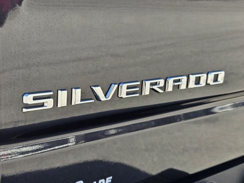 Used 2022 Chevrolet Silverado 1500 RST RWD image 14