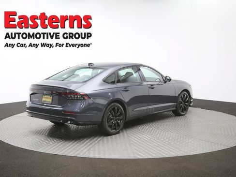 Used 2025 Honda Accord SE image 41