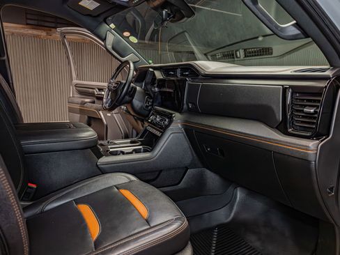 Used 2024 GMC Sierra 3500 AT4 w/ Technology Package image 13