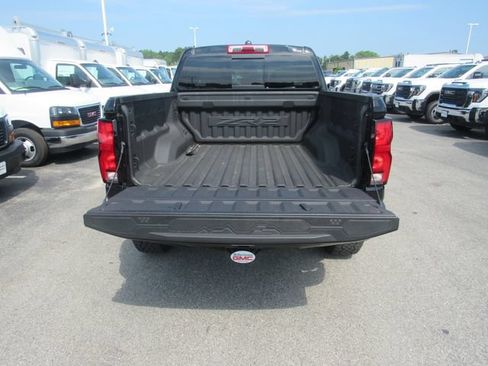 Certified 2024 Chevrolet Colorado ZR2 w/ Safety Package AWD/4WD image 28
