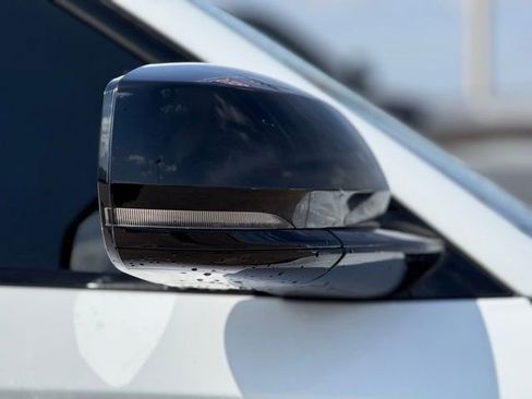 Used 2024 Jeep Grand Cherokee L Altitude image 10